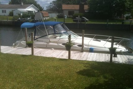 Sea Ray 260 Sundancer for sale in United States of America for $18,000 (£13,563)