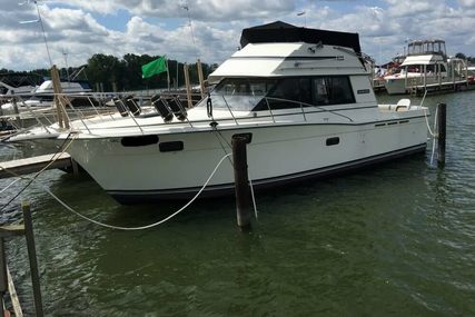 Carver 32 Convertible for sale in United States of America for $19,500 (£14,653)