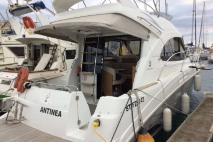 Beneteau Antares 30 for sale in France for €140,000 (£122,633)