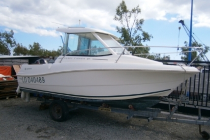 Jeanneau Merry Fisher 585 for sale in France for €12,900 (£11,336)