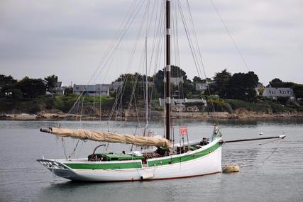 Traditional Breton Gaff Cutter for sale in France for €170,000 (£149,494)