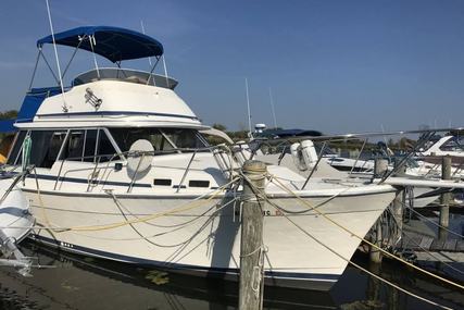 Bayliner Explorer 3270 for sale in United States of America for $26,400 (£18,846)