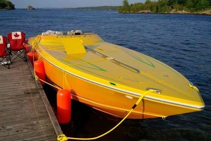 Donzi 38 ZR for sale in Canada for $146,900 (£104,583)
