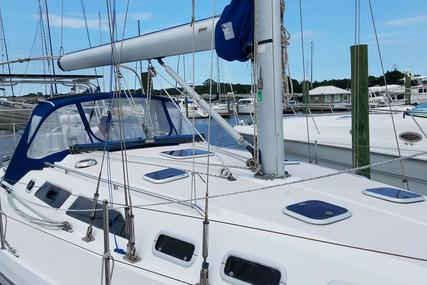 Catalina 380 for sale in United States of America for $89,900 (£67,689)