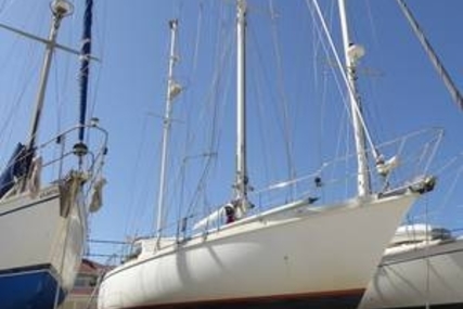 Amel Mango for sale in Greece for €119,000 (£103,832)