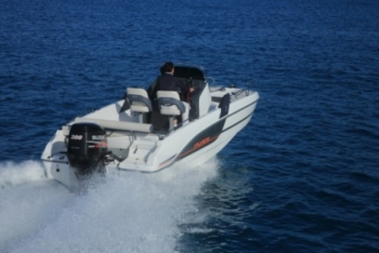 Beneteau Flyer 7.7 Sundeck for sale in France for €45,000 (£40,194)