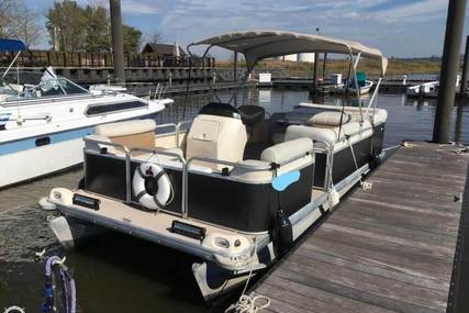 Godfrey Pontoon Sweetwater 2019SC for sale in United States of America for $13,950 (£10,571)