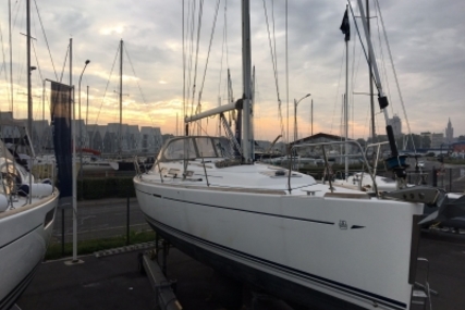 Dufour 40 SHALLOW DRAFT for sale in France for €115,000 (£100,015)
