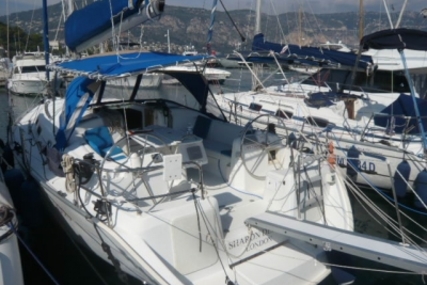 Beneteau Cyclades 39.3 for sale in France for €67,000 (£58,689)
