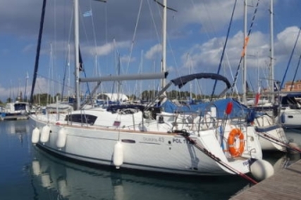 Beneteau Oceanis 43 for sale in Greece for €95,000 (£82,832)