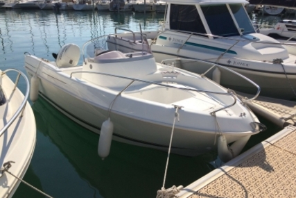 B2 Marine Cap Ferret 552 Open for sale in France for €23,900 (£20,935)