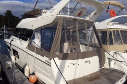 Prestige 350 for sale in France for €215,000 (£187,297)