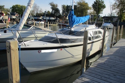 Macgregor 26M for sale in United States of America for $26,700 (£20,055)