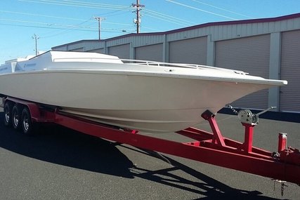 Fountain 33 Lightning for sale in United States of America for $42,900 (£30,625)