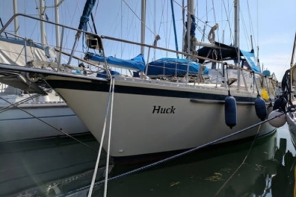Nauticat 33 for sale in Greece for €110,000 (£98,253)