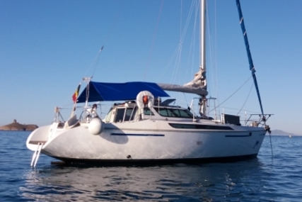 Jeanneau Espace 1000 for sale in France for €27,000 (£23,649)