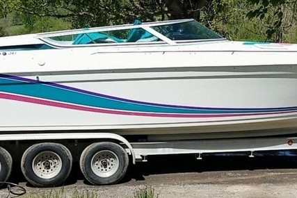 Formula 336 SR-1 for sale in United States of America for $38,900 (£27,770)