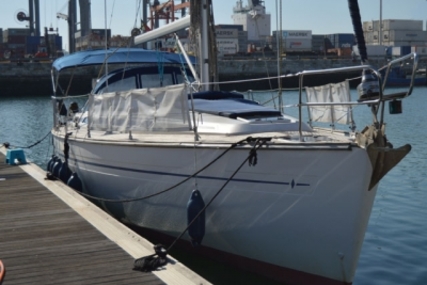 Bavaria 44 for sale in Portugal for €77,500 (£68,111)