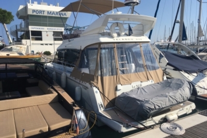 Jeanneau Velasco 37 F for sale in France for €269,000 (£235,740)