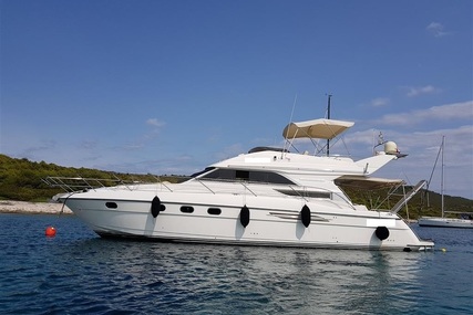 Princess 440 for sale in Italy for €150,000 (£131,088)