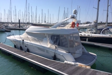 Prestige 42 for sale in France for €229,000 (£201,257)