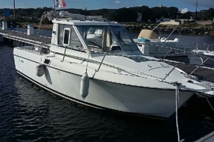 Beneteau Antares 680 LB for sale in France for €19,500 (£17,081)
