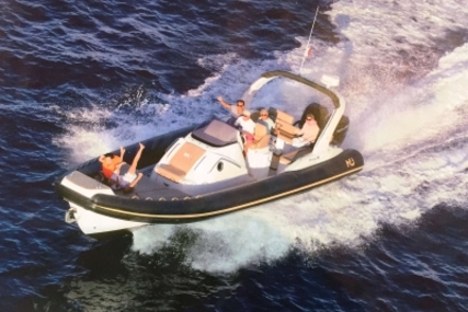 Nuova Jolly 38 Prince for sale in France for €220,000 (£193,560)
