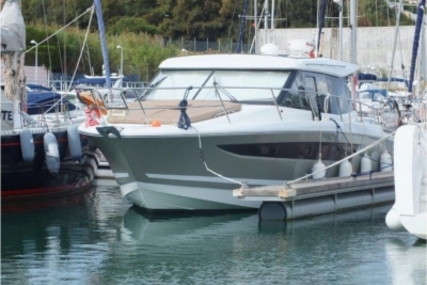 Jeanneau NC 11 for sale in Portugal for €200,000 (£175,193)