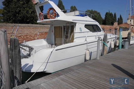 Carnevali 36 fly for sale in Croatia for €55,000 (£48,125)