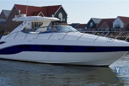 Sealine S41 for sale in Italy for €100,000 (£86,969)