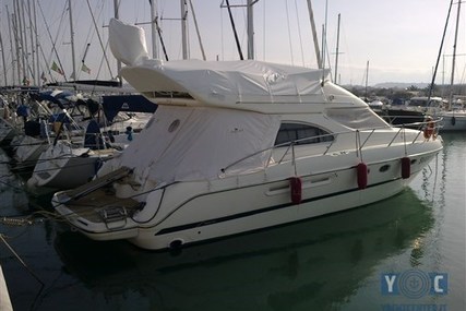 Cranchi Atlantique 40 for sale in Italy for €160,000 (£140,217)