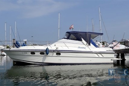 Fairline Targa 33 for sale in Italy for €35,000 (£30,439)