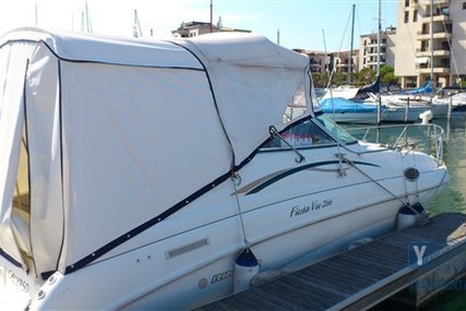 Rinker Fiesta Vee 266 for sale in Italy for €19,000 (£16,643)