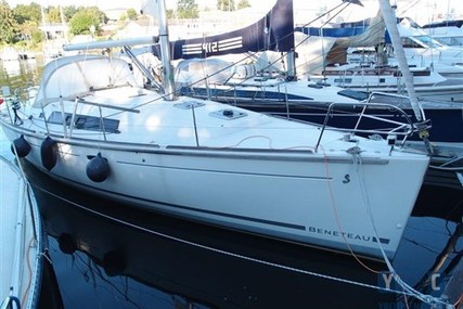 Beneteau Oceanis 372 for sale in Germany for €95,000 (£82,832)