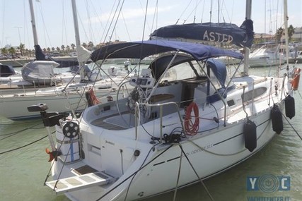Jeanneau Sun Odyssey 32.2 for sale in Italy for €45,000 (£39,476)