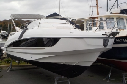 Beneteau Flyer 8.8 Sundeck for sale in France for €85,000 (£74,566)