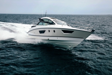 Beneteau Gran Turismo 40 for sale in France for €329,000 (£281,430)