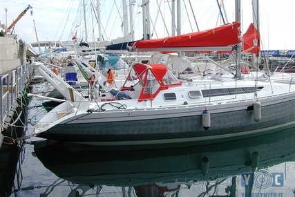 Alubat Ovni 345 for sale in Italy for €130,000 (£113,430)