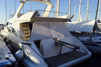 Azimut 50 Fly for sale in Italy for €299,000 (£261,909)