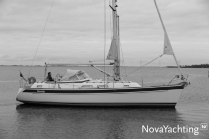 Hallberg-Rassy 37 for sale in Netherlands for €209,000 (£183,790)