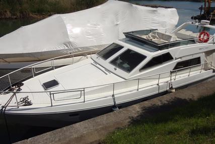 Ferretti Altura 44 S for sale in Italy for €80,000 (£70,745)