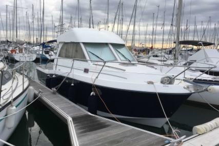 Beneteau Antares 9 for sale in France for €59,000 (£51,678)