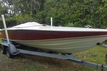 Donzi 18 Classic 2 + 3 for sale in United States of America for $17,000 (£13,370)