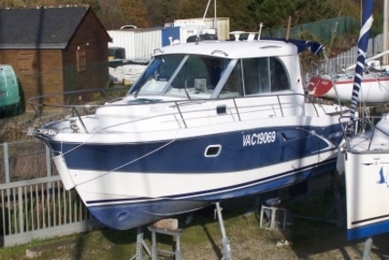 Beneteau Antares 760 for sale in France for €35,000 (£30,659)