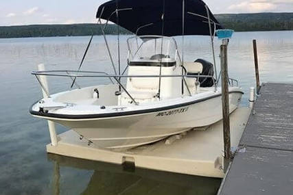 Boston Whaler 200 Dauntless for sale in United States of America for $50,000 (£35,122)