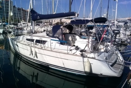 Jeanneau Sun Odyssey 36i for sale in France for €73,000 (£64,156)
