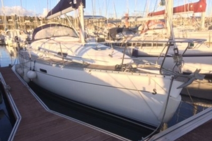 Beneteau Oceanis 331 Clipper for sale in France for €43,900 (£38,456)