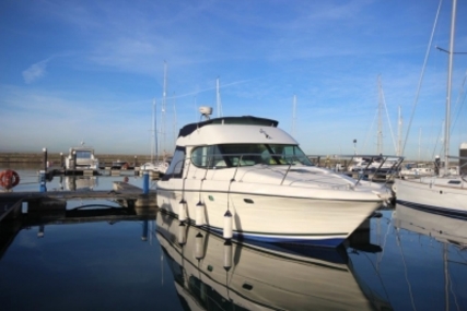 Prestige 32 for sale in Ireland for €89,950 (£77,071)