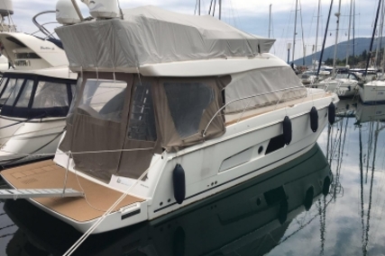 Bavaria 420 Virtesse for sale in Croatia for €330,000 (£289,621)