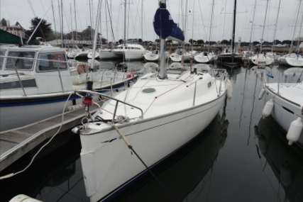 Jeanneau Sun 2500 Lifting Keel for sale in France for €24,000 (£20,838)